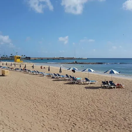 Arrecife Beach Front Apartmán